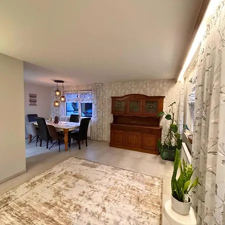 Eifelruhe 9 - Ideal Für Familien, Gruppen Und Hunde Ferienhaus Schleiden